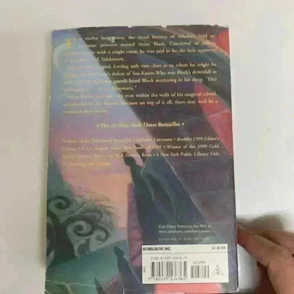 Harry Potter and the Prisoner of Azkaban  Book - Picture 5 of 5